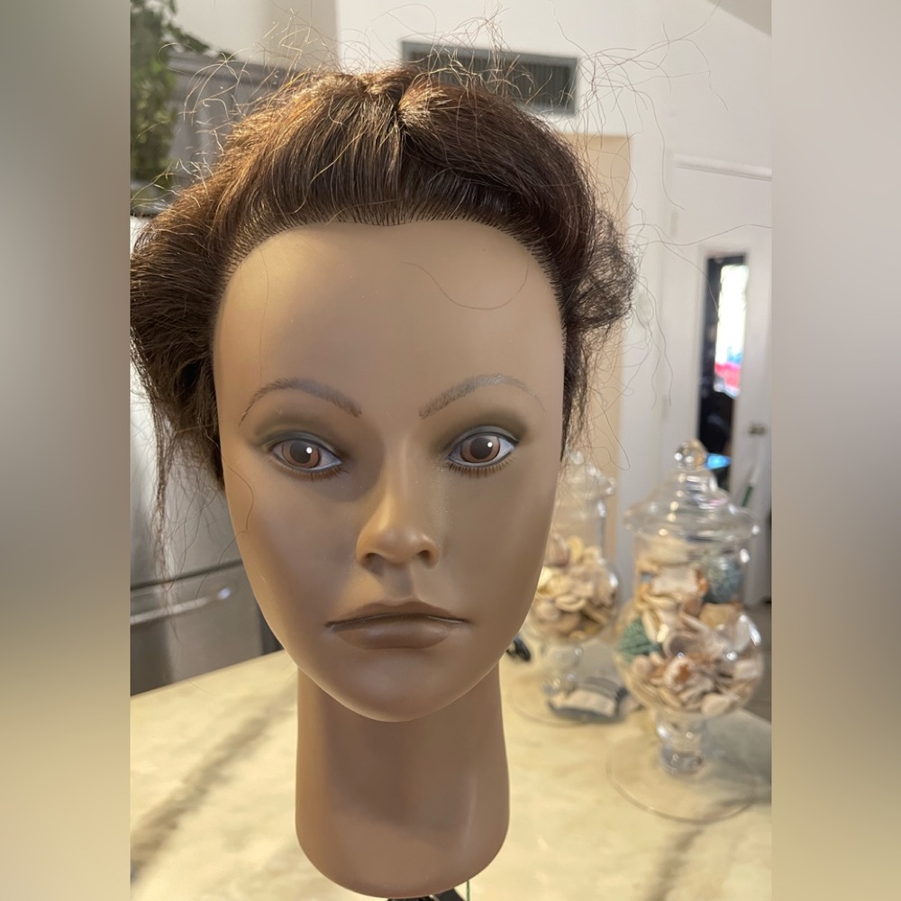 Clic Mannequin Head